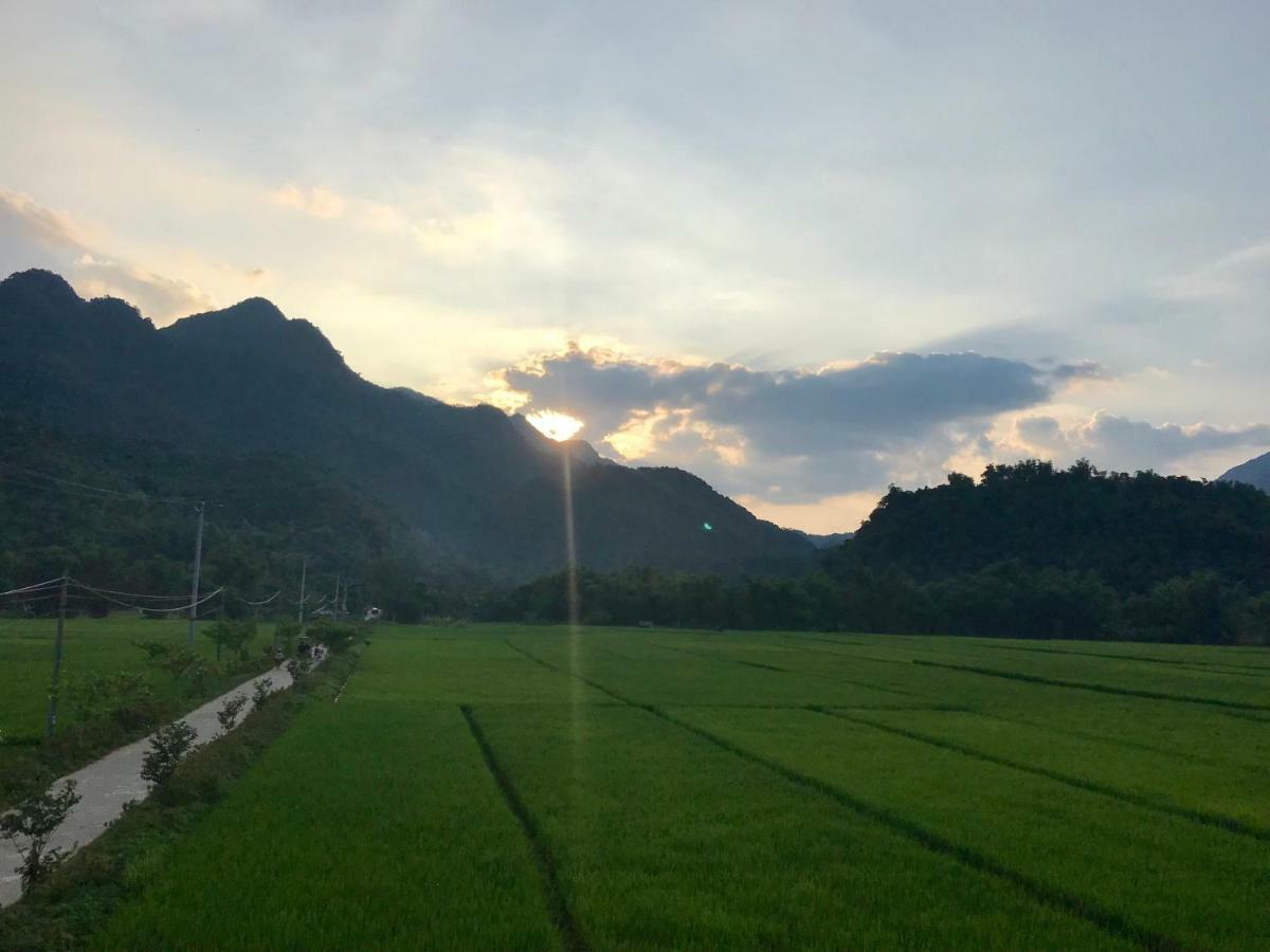 Готель Jomo House Mai Chau Hoa Binh Екстер'єр фото